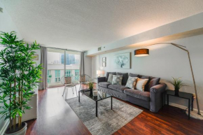 Free Parking! Condo with a Perfect Location in Brickell